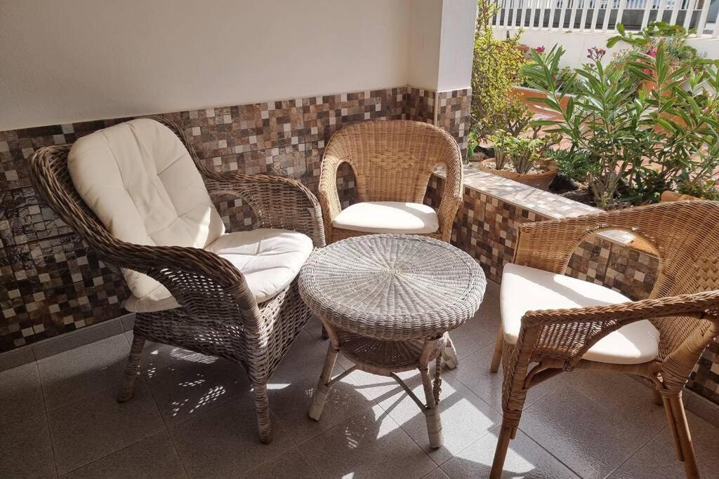 קורלחו Casa Gales: Relax Next To The Sea Apartment For Families מראה חיצוני תמונה